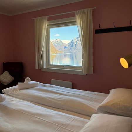 Svingen Guesthouse - Panoramic Fjord Views In Flåm Екстериор снимка
